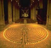 Chartres labirinto con candele